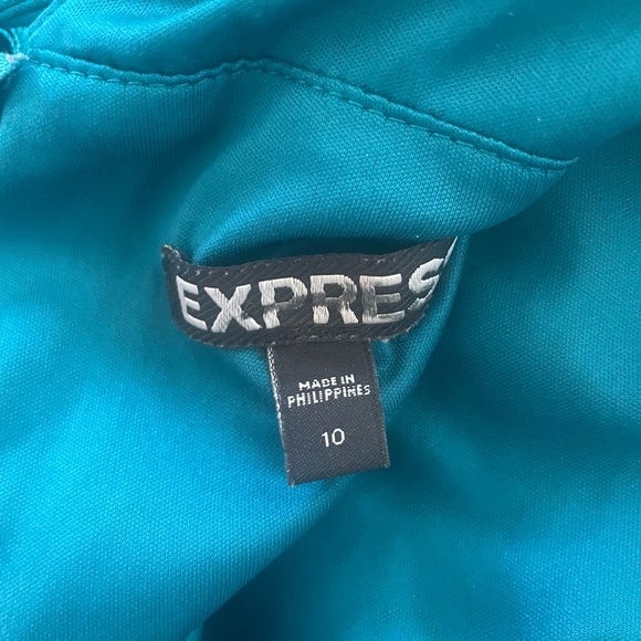 romper! But looks more like a dress - Picture 3 of 3